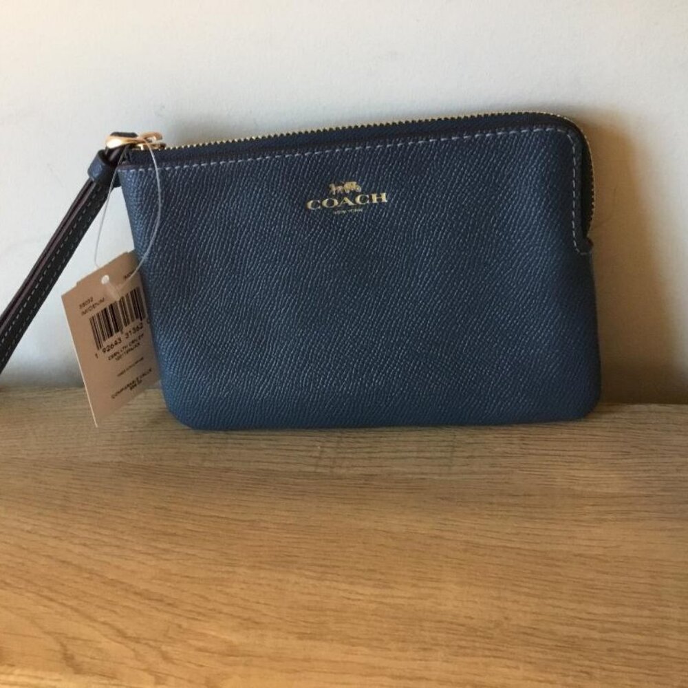 Coach 58032 Denim Blue Pebble Leather Wristlet – NWT – Zip‑Top Corner –